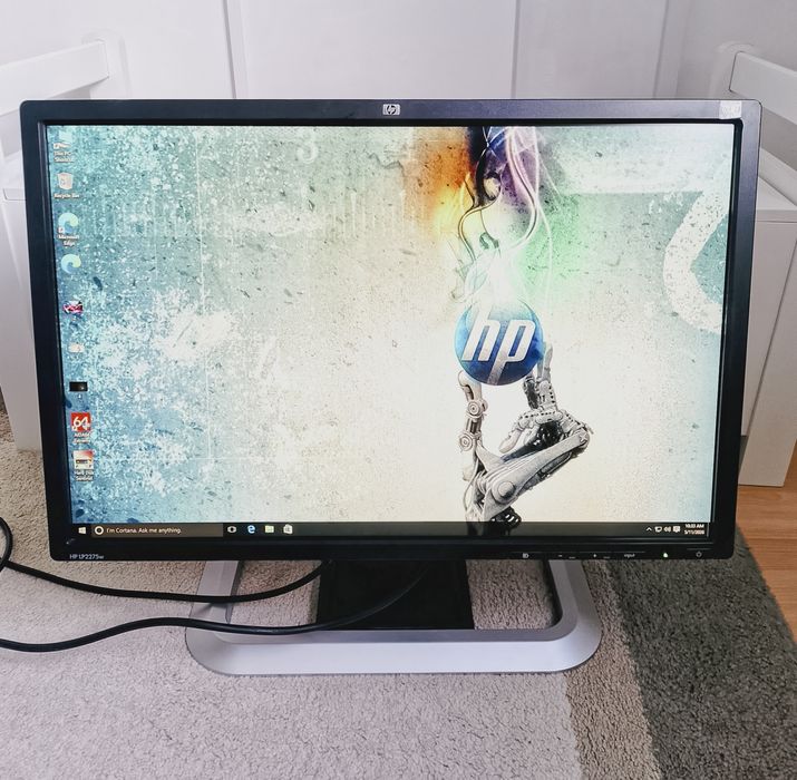 Monitor HP LP2275W 22" perfect funcțional rotativ