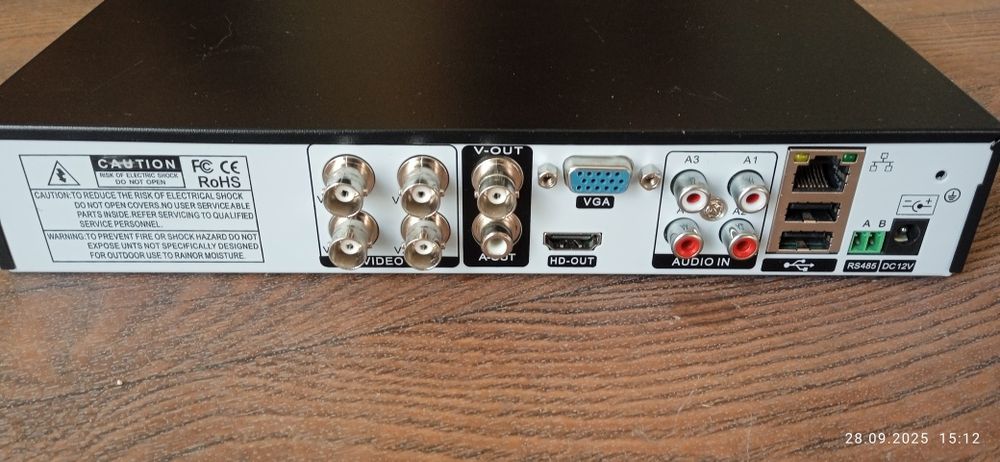 Продае́тся DVRна 4 канала регистратор