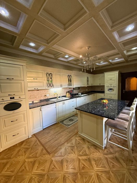 Продается дом. Первая линия