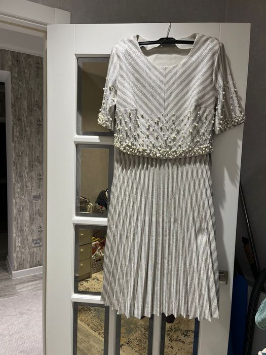 Продается платья