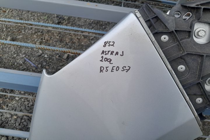 Aripa fata dreapta Opel Astra J