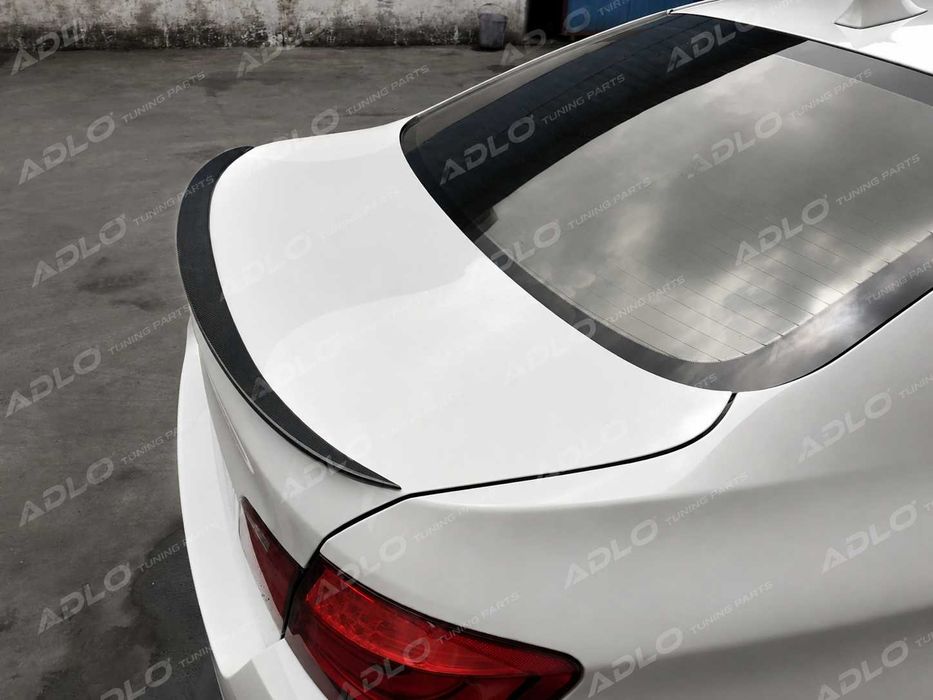 Eleron portbagaj BMW F10 Seria 5 M5 Style negru lucios