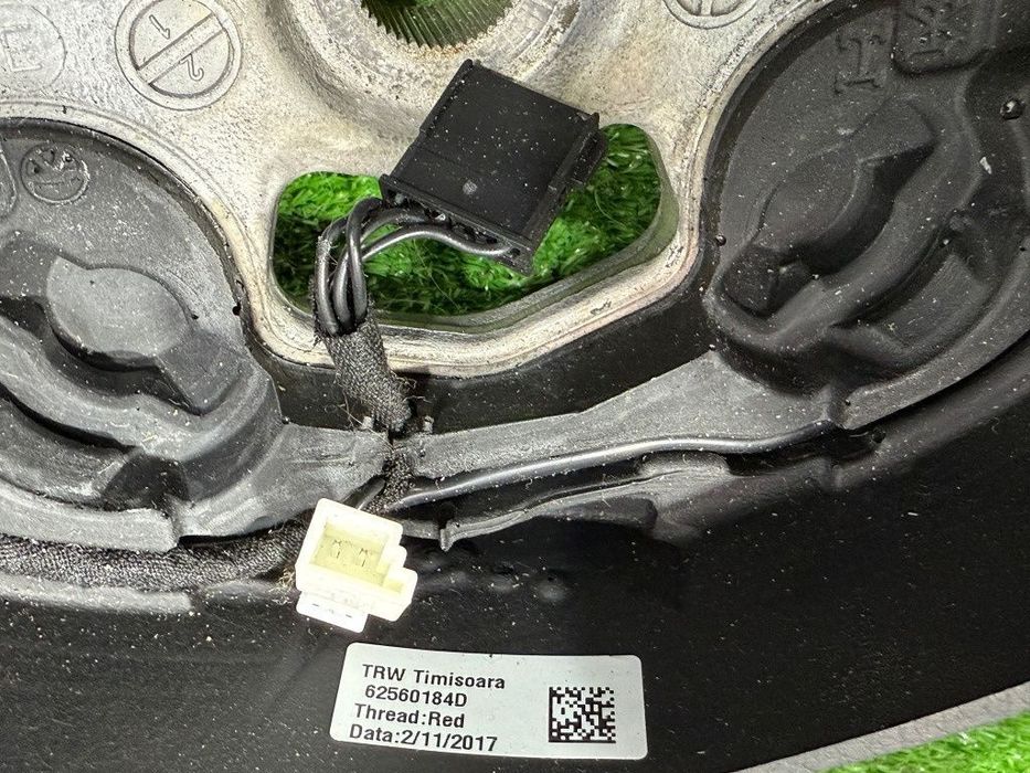 Volan piele 2017 bmw 318i sport seria 3 lci f30 1.5 benzina cod oem 62560150d 32302230186 2015-2019