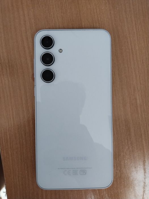 Продам Samsung A35