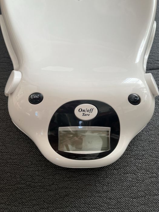 Бебешки кантар с музика