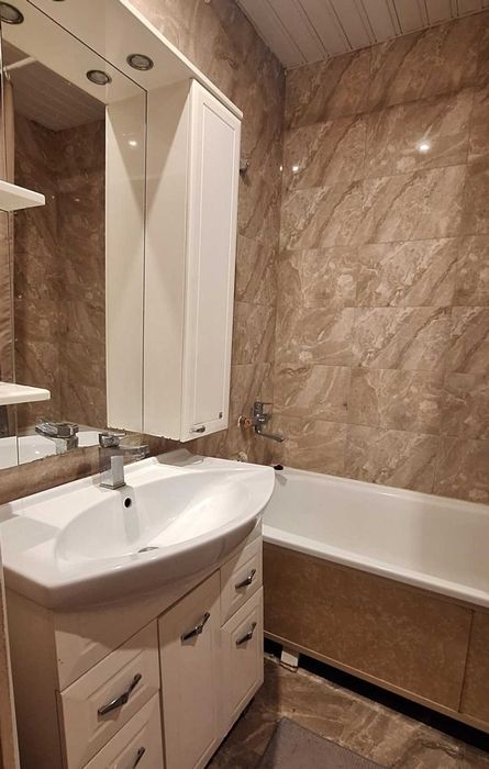 Сдам 1 ком. кв. мкр Западный