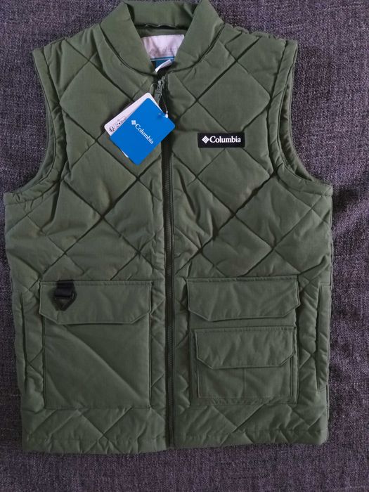 COLUMBIA - страхотен мъжки елек НОВ размер - S