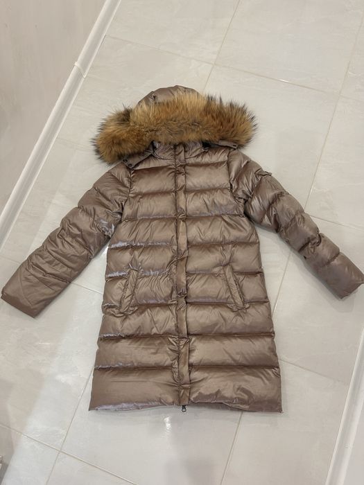 Дълго яке с естествена яка/качулка от лисица