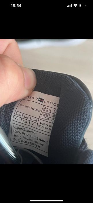 Vând teniși Tommy hilfiger noi