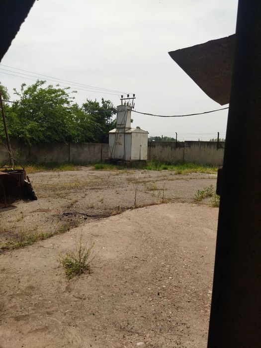 Склады и бункеры в аренду под навесом — 10 минут от FoodCity!