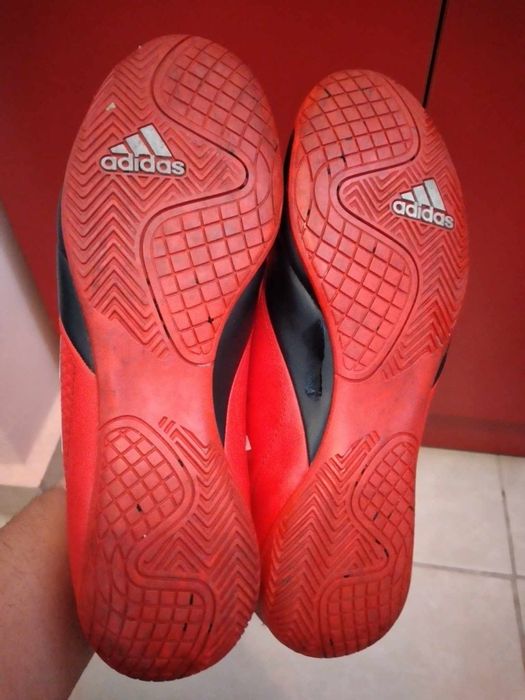 Маратонки Adidas номер 44