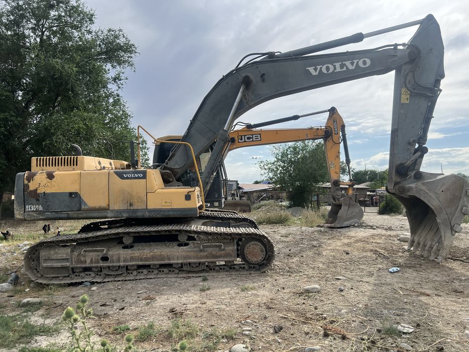 Услуга гусеничный экскаватор