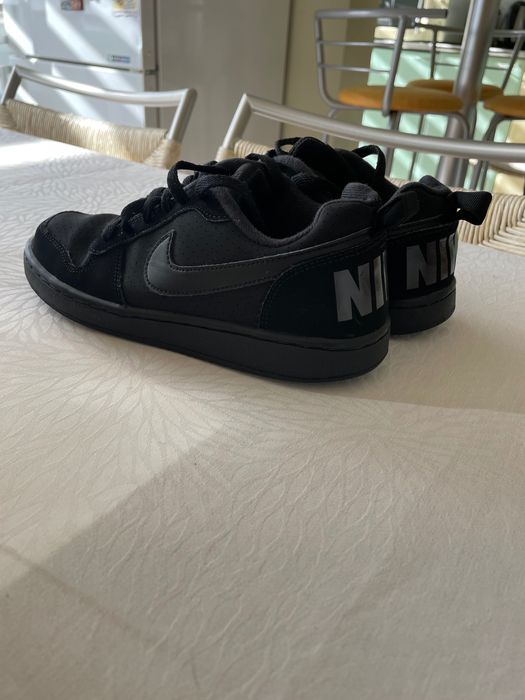 Спортни обувки за момче