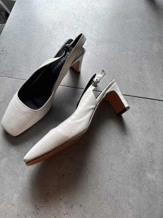 Продам туфли/ботинки/босоножки