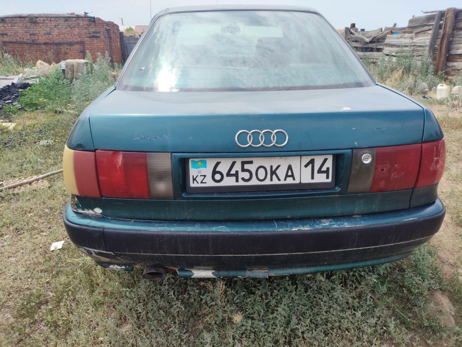 Продам Ауди 80 б4