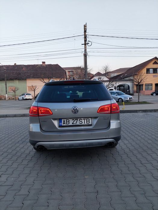 Vând VW Passat B7 Alltrack DSG 6+1.