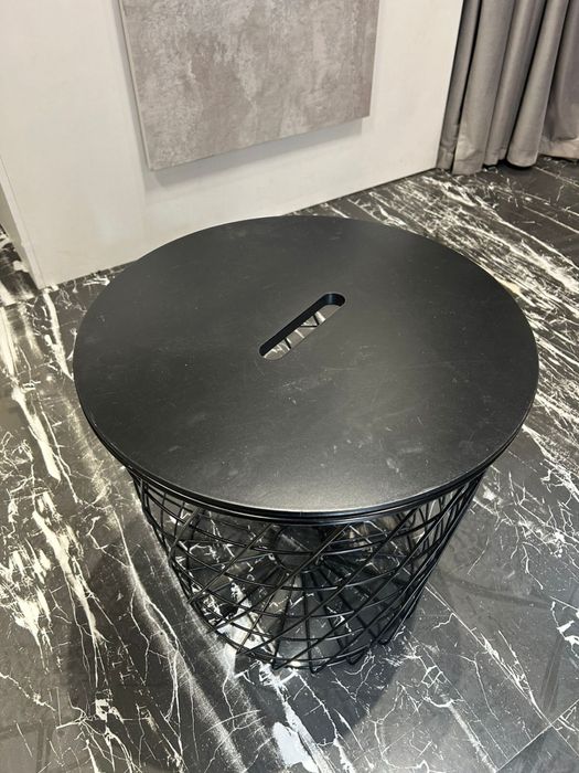 Продам столик с хранением