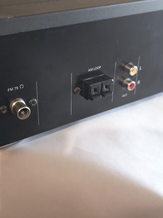 Tuner digital PHILIPS FM-AM-MW, din seria 900 model FT-920, Malaysia