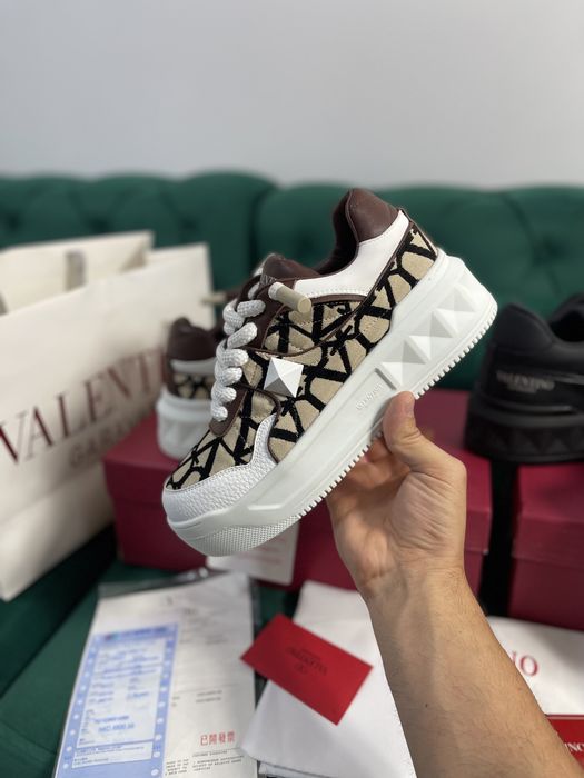 Adidasi Valentino piele naturala Full Box colectie noua Premium