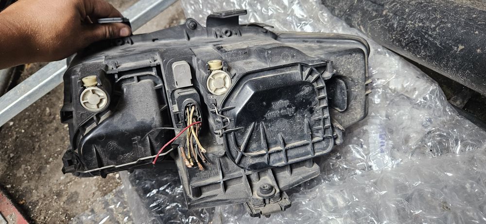 Фарове за a4 B6 audi