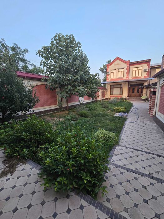 Участок 7 соток два этажа и подвал Карасу1 махалля Шортепа КС