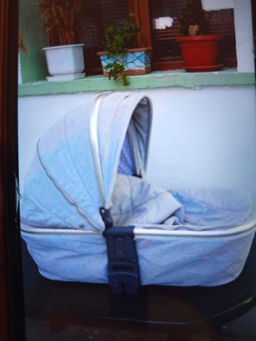 Бебешка количка 2 в 1