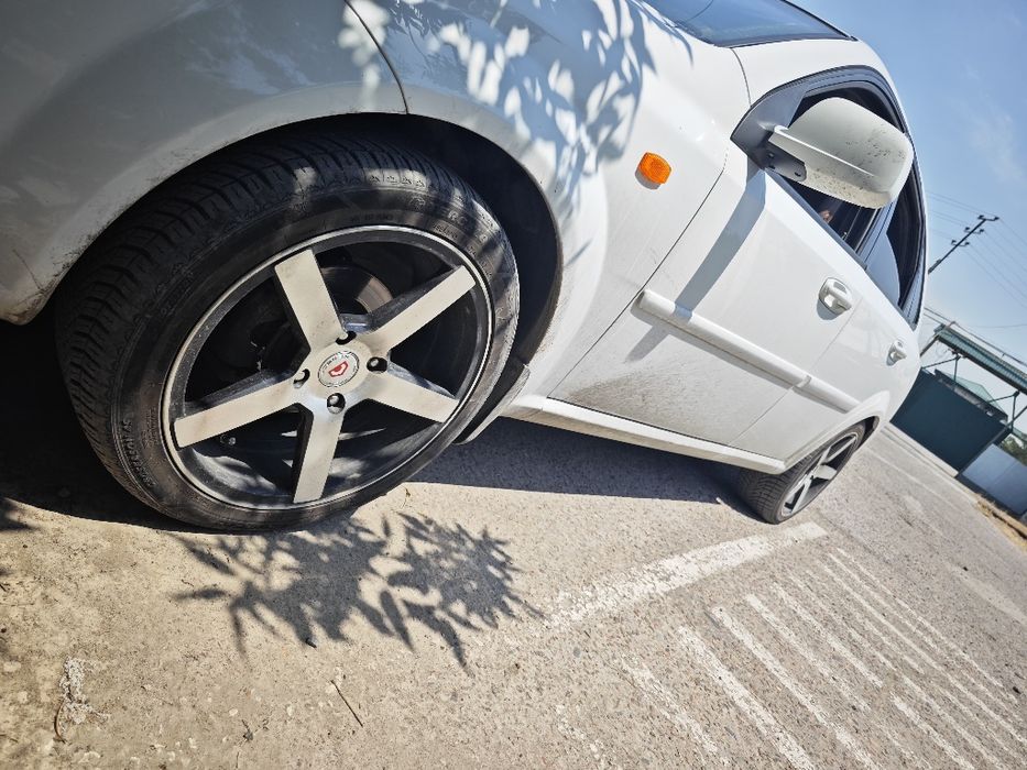 Obmen Saka diska balon R17 215/45/17