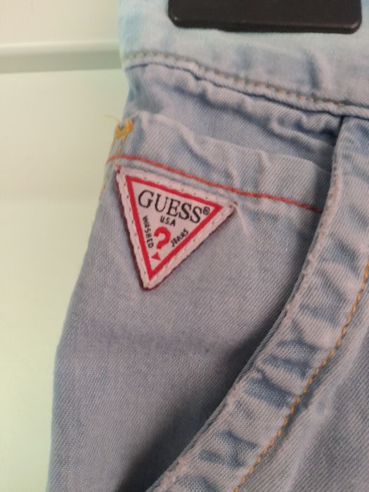 Bermude Guess pentru bărbați