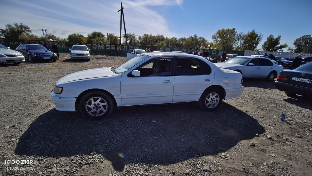 Продам nissan maxima