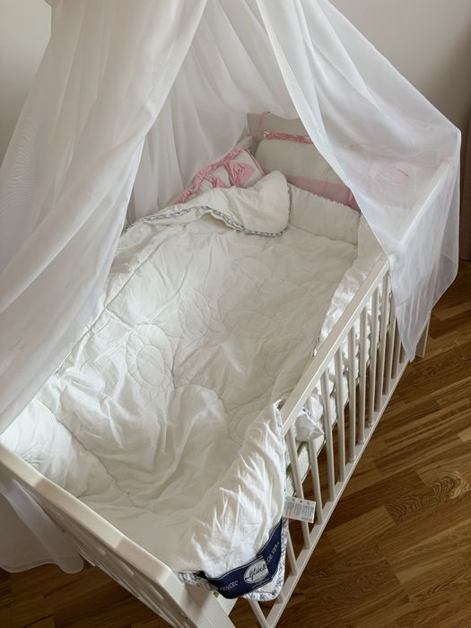 Patut pentru bebe , din lemn