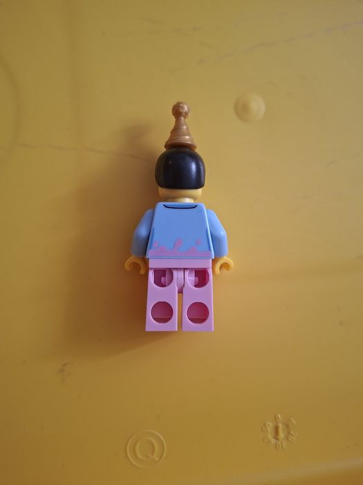 Продам лего фигурку