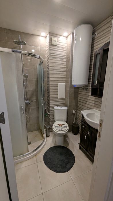 Дава се под наем Тристаен апартамент в Варна, Възраждане 1 - 87 кв.м за 629.34 € - Снимка #3