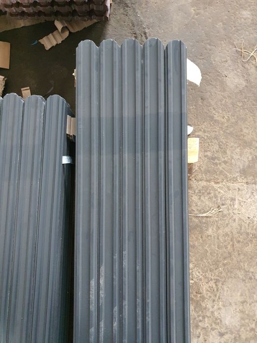 Vand sipca metalica