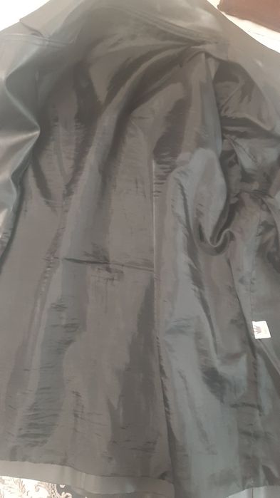 Две мъжки български кожени якета от еко кожа