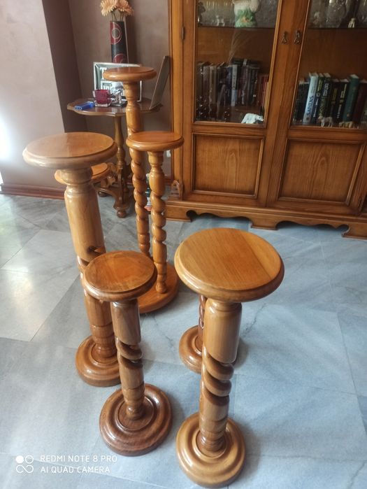 Дървени поставки за саксии