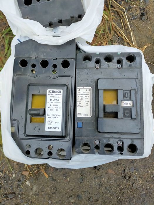 Продам .автомат ..200 А.