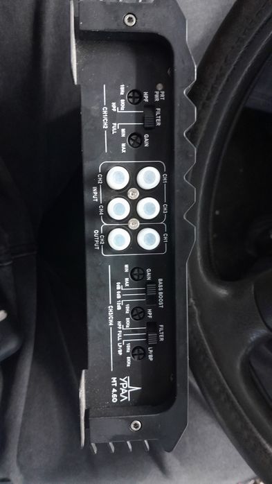 Продам усилитель в отличном состоянии