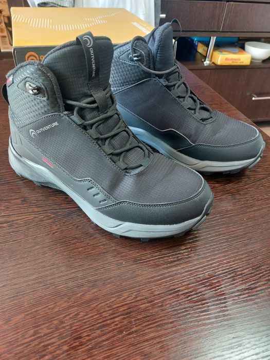 Зимняя обувь кроссовки