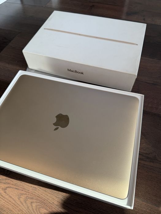 Apple Macbook 12” 2017