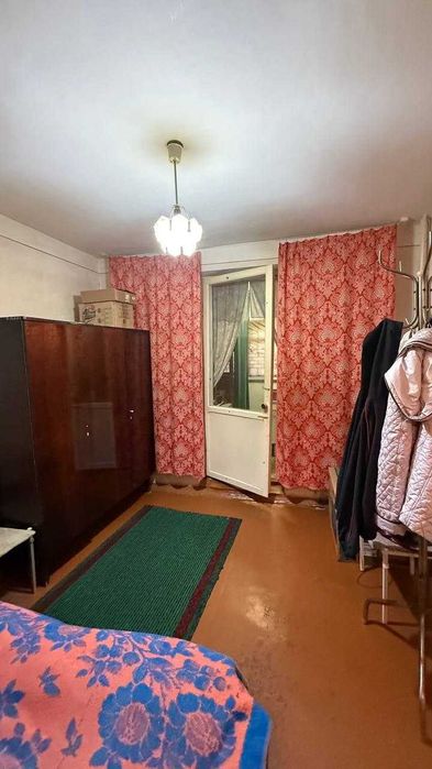 Срочно 4-хоналик квартира сотилади. Вокзал эски Билайн  Корзинка