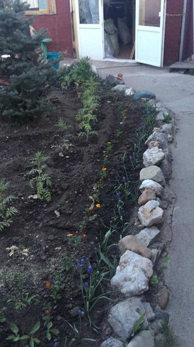 Продам дачу в черте города 12 мил тор уместен.