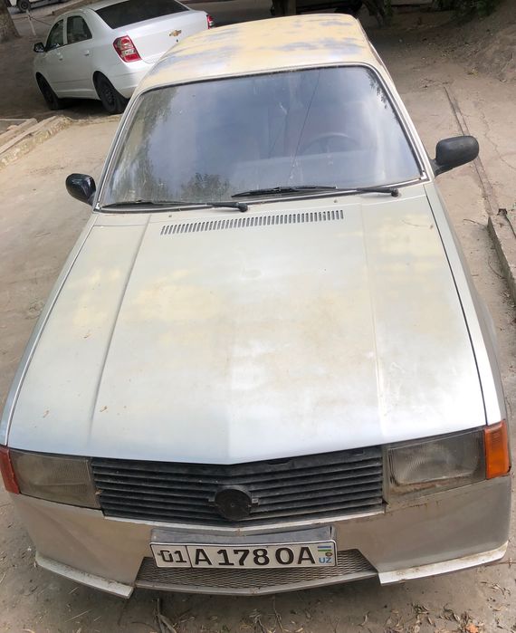 Продаётся Опель Рекорд 2.0