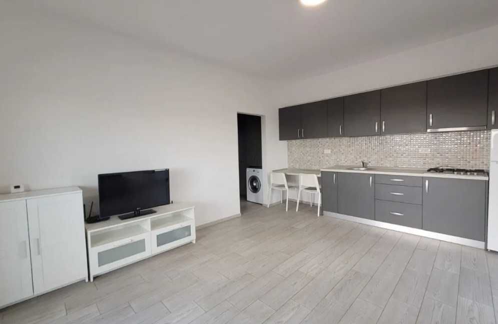 Дава се под наем Тристаен апартамент в Пловдив, Каменица 1 - 82 кв.м за 239.7 € - Снимка #1