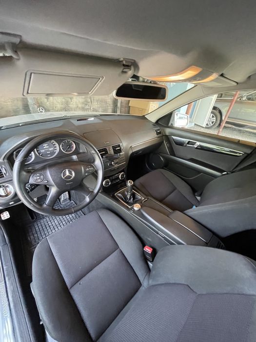 MERCEDES-BENZ C-Class 2010 — imagine 4