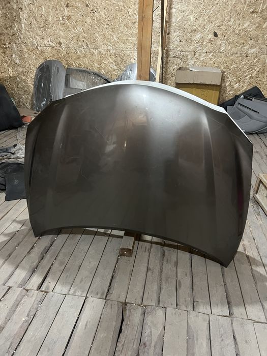 Toyota Camry капот