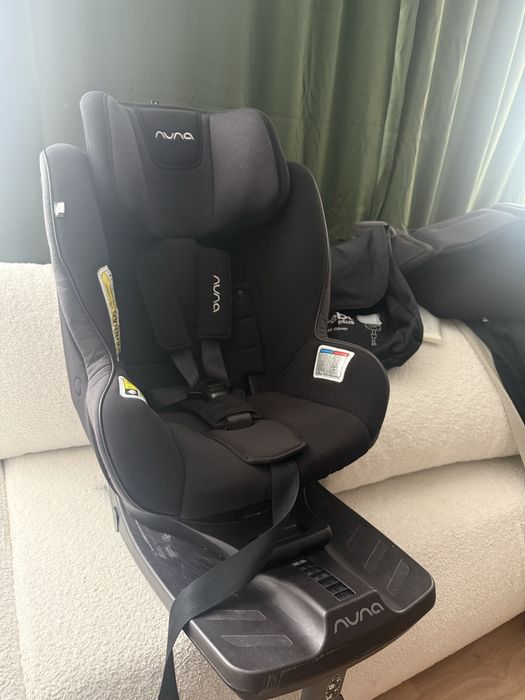 Nuna Rebl i-size Plus