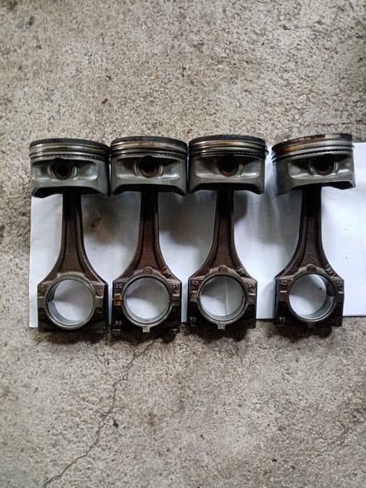 Продавам бутала за опел