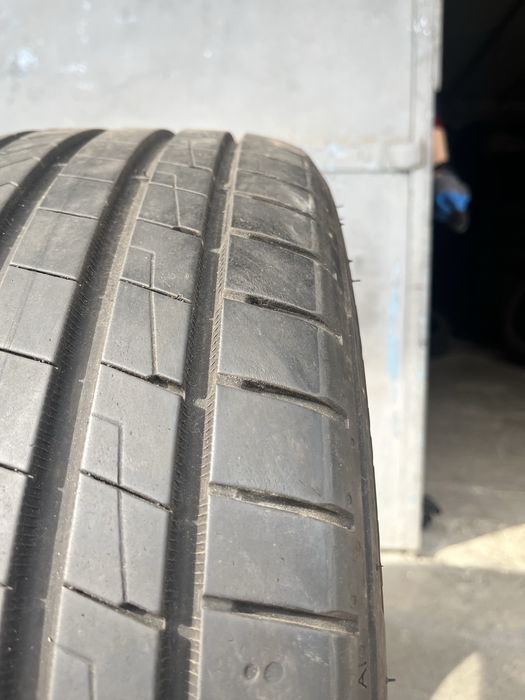 2 бр. летни гуми 205/55/16 Hankook DOT 5121/0722 5,5-6 mm