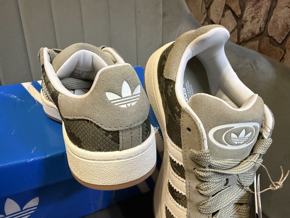 Чисто нови unisex маратонки Adidas Campus 38.2/3