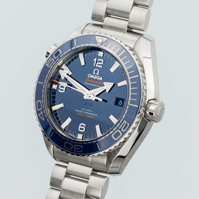 Omega Planet Ocean 600M Master Chronometer 43.5 mm Blue